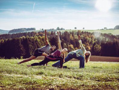 Wellnessurlaub: Yoga-Retreat by Dominik Graf | April & Juni 2025